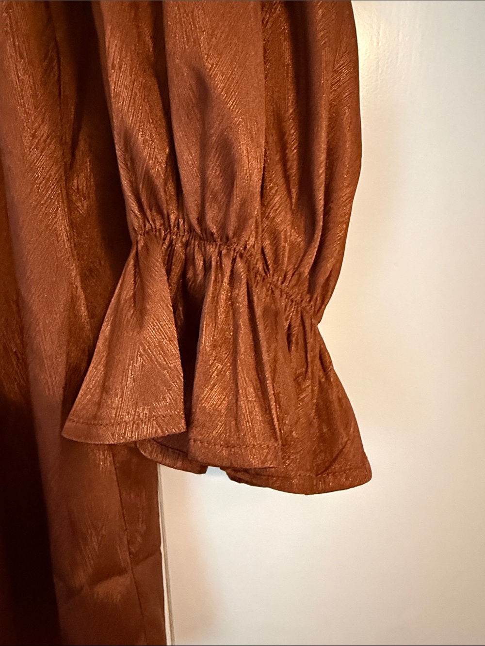 entro Rust Brown Ruffle-Neck Peasant Tunic - Picture 3 of 6